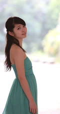 日本清纯气质女生铃木爱理欧洲纯情街拍HD