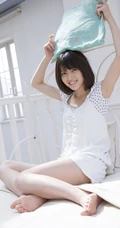 大爱！气质女生&ldquo;矢島舞美&rdquo;室内写真