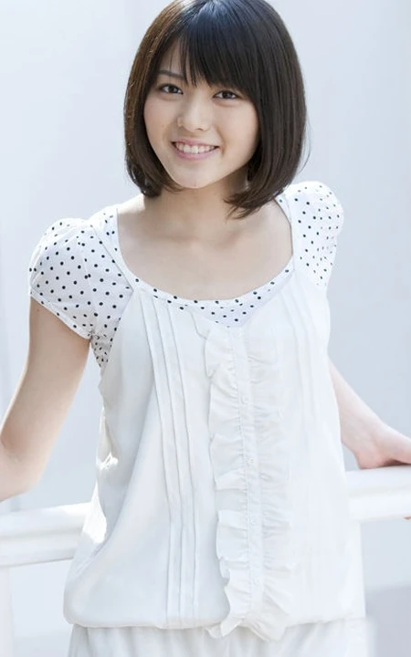 大爱！气质女生&ldquo;矢島舞美&rdquo;室内写真