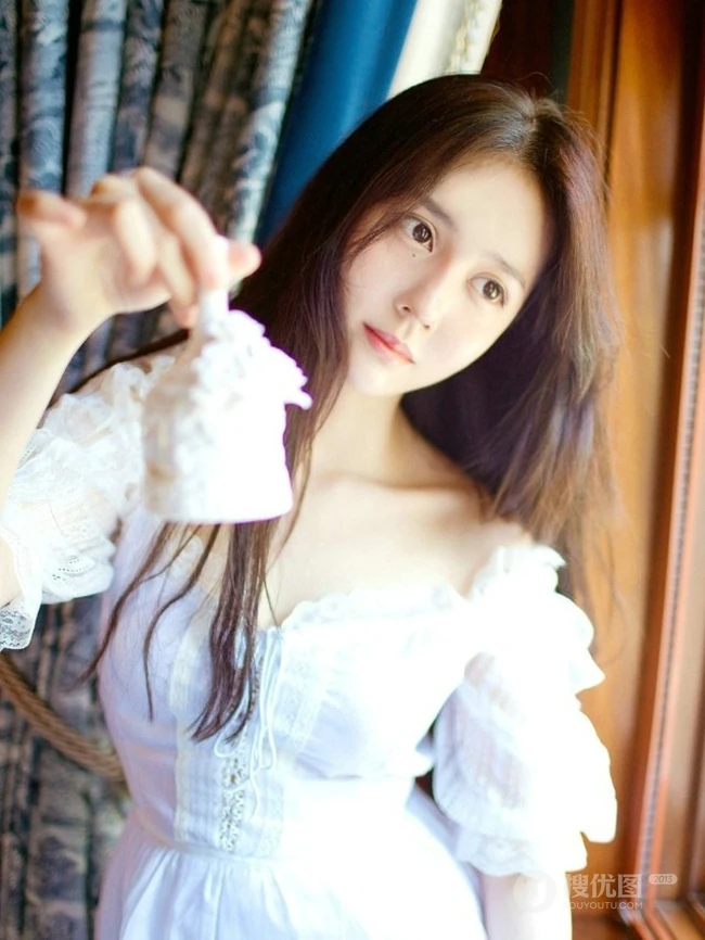 最美留学生 清纯亚洲女生赖诗滢唯美写真日记