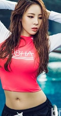 女生申秀智气质写真大全赏，看前体操气质女生的亮眼身段