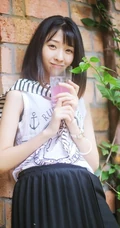 可爱清纯可爱女生 纯净笑容沁人心