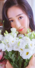 长发柔顺，明眸大眼 亚洲清纯女生唯美居家室内美图