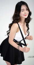 韩国匀称女生殷夏荣高清写真大全 粉嘟嘟，肉扑扑