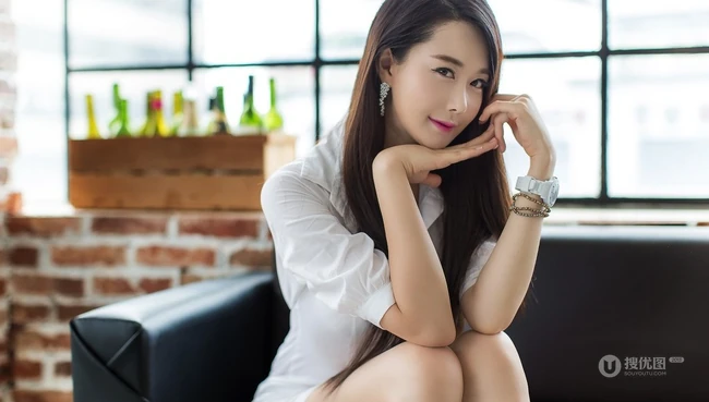 韩国匀称女生殷夏荣高清写真大全 粉嘟嘟，肉扑扑