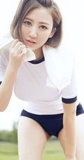 绝妙的气质之旅 短发女生佳人高清户外写真图片