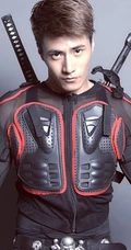 酷帅男星李晨浩cos死侍写真图片