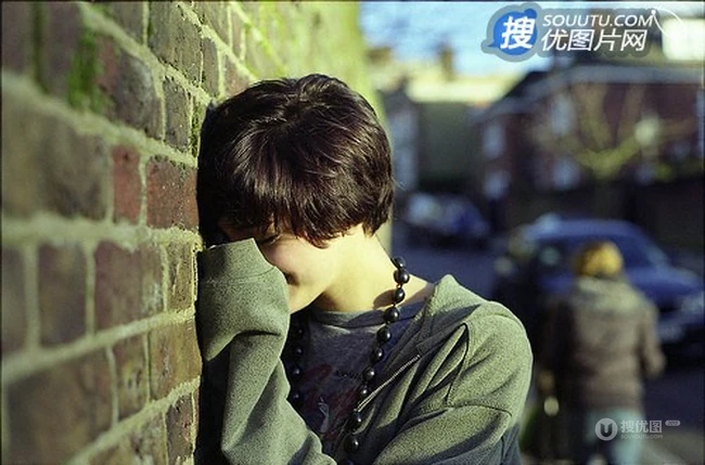 欧女生生唯美图片-街边巷尾留下的美好记忆