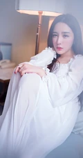 女生模特儿郭芸萌唯美朦胧白裙写真照