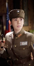 韩星秋瓷炫《南侨机工》穿军服剧照 获赞最女生中尉