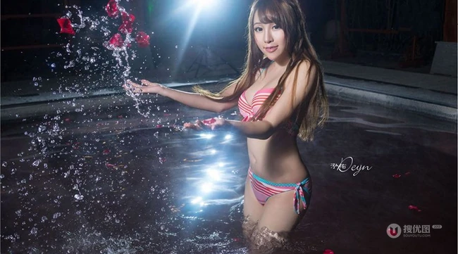 气质女生黄梦羡温泉度假高清家居写真 推气质女生10.1日