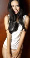 女生嫩模Rukia气质室内写真有亮点