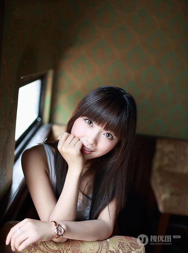 素颜女生纯美家居服室内写真 清纯系《花季少女》