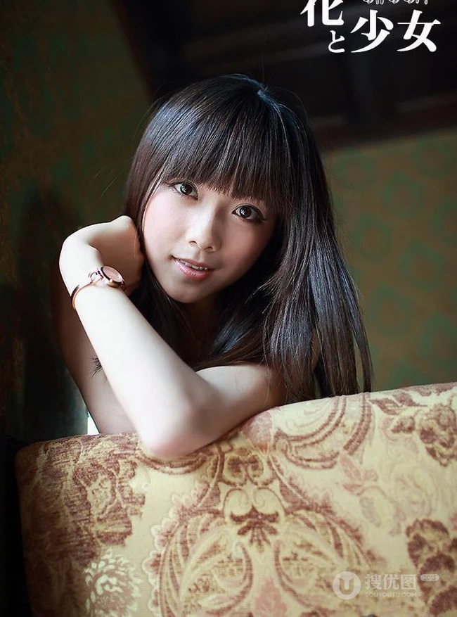 素颜女生纯美家居服室内写真 清纯系《花季少女》
