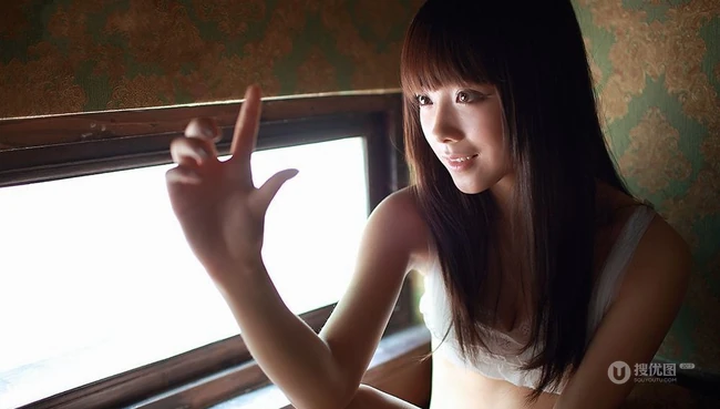 素颜女生纯美家居服室内写真 清纯系《花季少女》