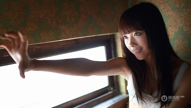 素颜女生纯美家居服室内写真 清纯系《花季少女》