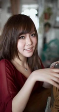 居家清纯女生清新写真图片