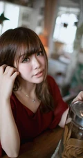 居家清纯女生清新写真图片