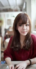 居家清纯女生清新写真图片