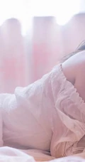 清纯大眼女生夏木颖~浅粉浅粉的家居服室内写真