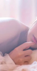 清纯大眼女生夏木颖~浅粉浅粉的家居服室内写真