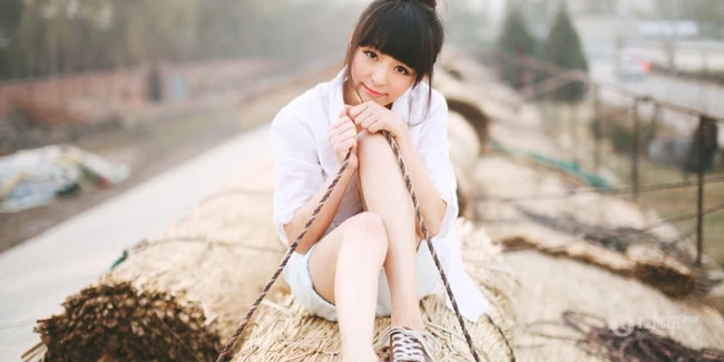 可爱女生&ldquo;童可可&rdquo;可爱纯美郊外清新写真