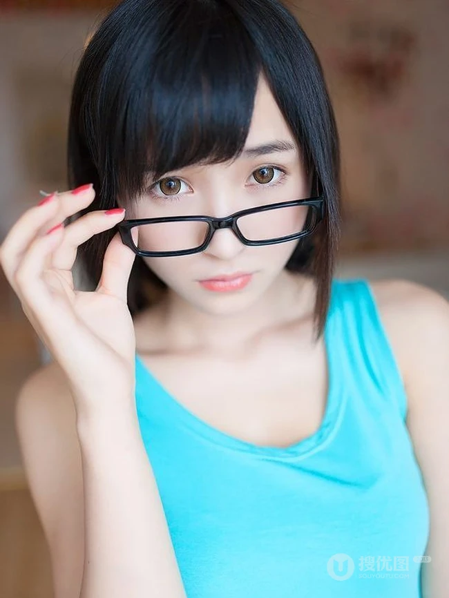 眼神清澈-清纯动人 学生妹子张楚Aimee高清写真