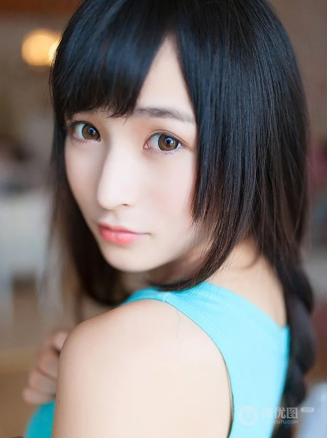 眼神清澈-清纯动人 学生妹子张楚Aimee高清写真