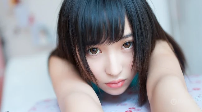 眼神清澈-清纯动人 学生妹子张楚Aimee高清写真