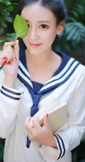 90后邻家女孩《李喆美》精选甜美可人写真，