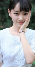 很纯很萌哒 齐刘海可爱女生清新可爱写真