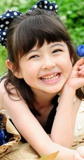 可爱混血萌小少女-萌美郊外清新写真