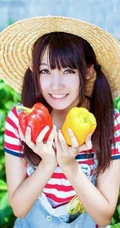 戴斗笠穿牛仔-可爱可爱女生农场畅游清新写真
