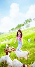 戴斗笠穿牛仔-可爱可爱女生农场畅游清新写真