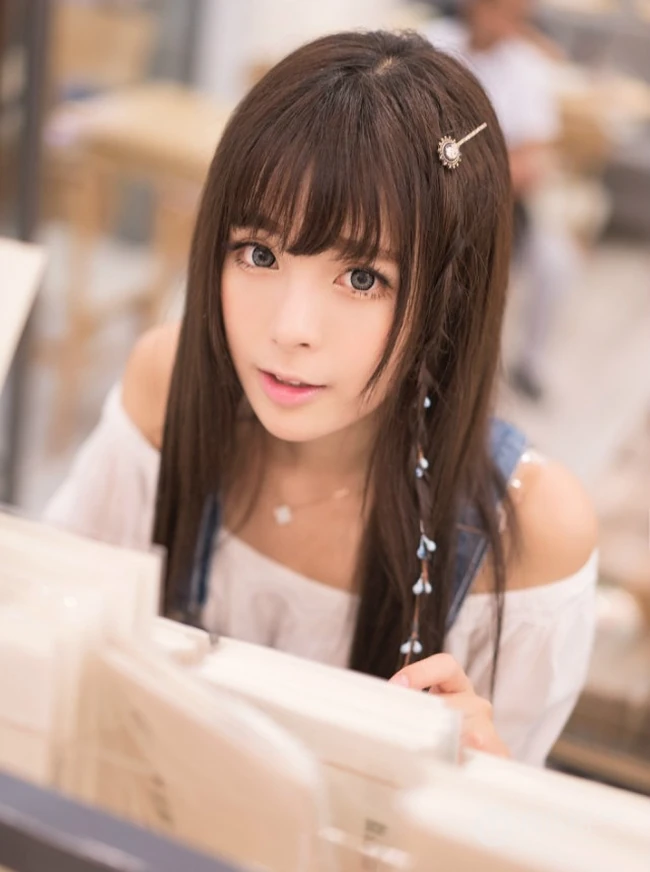 图书馆里的那个纯女生孩 木木休闲写真