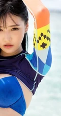 蓝色泳装 女生韩佳恩海边泳装高清写真
