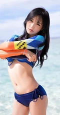 蓝色泳装 女生韩佳恩海边泳装高清写真