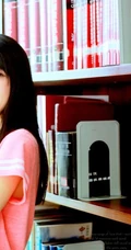 清纯可爱《虎牙妹》图书馆可爱唯美写真