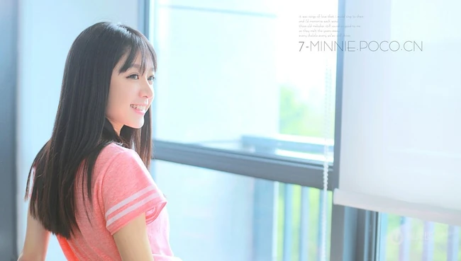 清纯可爱《虎牙妹》图书馆可爱唯美写真