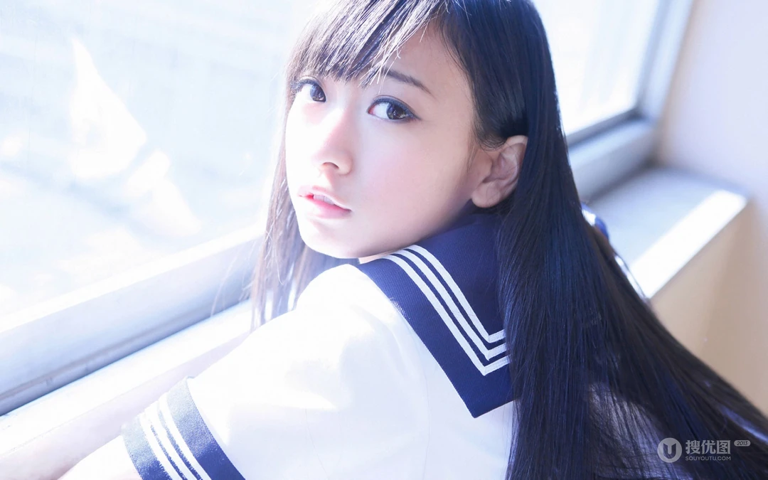 日本宅男女神那奈学生装高清电脑壁纸图片下载