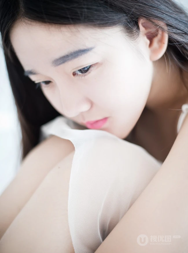 愿得一心人，白首不相离-纯女生生室内写真