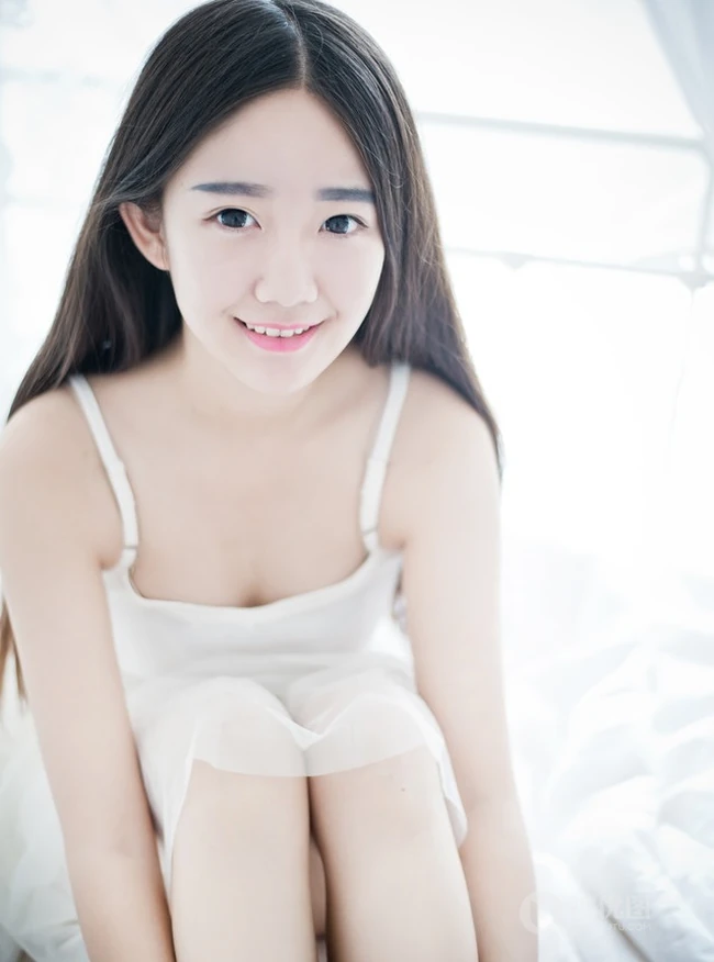 愿得一心人，白首不相离-纯女生生室内写真