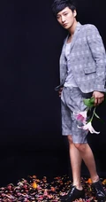 百合花暖男乔任梁-鲜花型男暖暖的