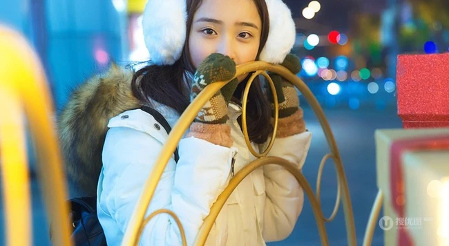 萌萌的冬季 纯美无邪少女妹子街拍美图