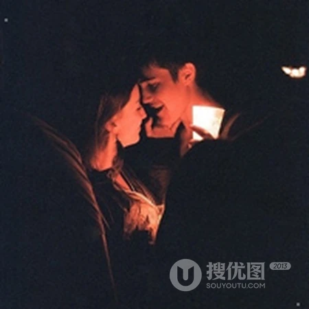 欧美热恋中的情侣头像下载