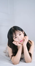 韩国清秀女孩允瑞热裤加清新室内写真