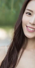 深大校花温心写真大图-展甜美可人温婉笑容