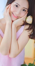 娇艳盛开的玫瑰 亚洲花季女生高清室内写真美图