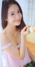 娇艳盛开的玫瑰 亚洲花季女生高清室内写真美图