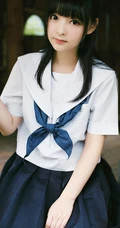 穿校服的可爱学生妹子唯美户外写真